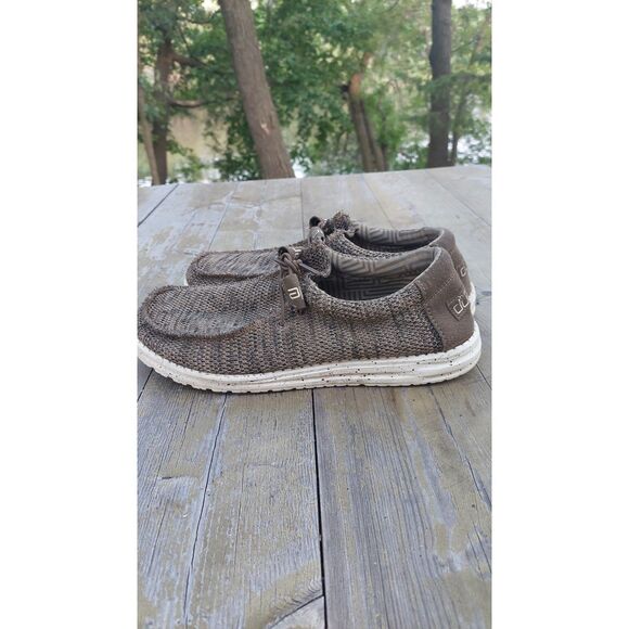 Hey Dude Wally Sox Men’s Size 8 Brown Knit Slip-On Shoes Lightweight Loafers - Picture 2 of 5